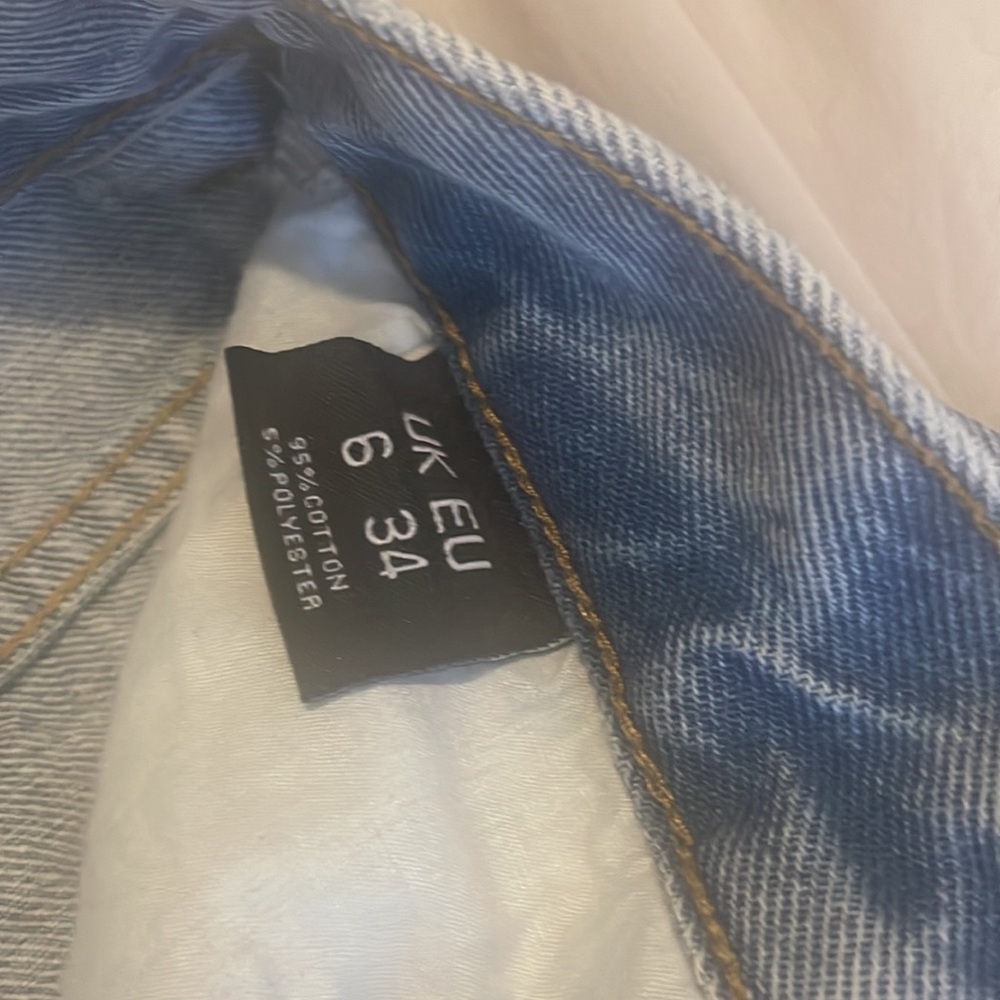jeans - Picture 3 of 3